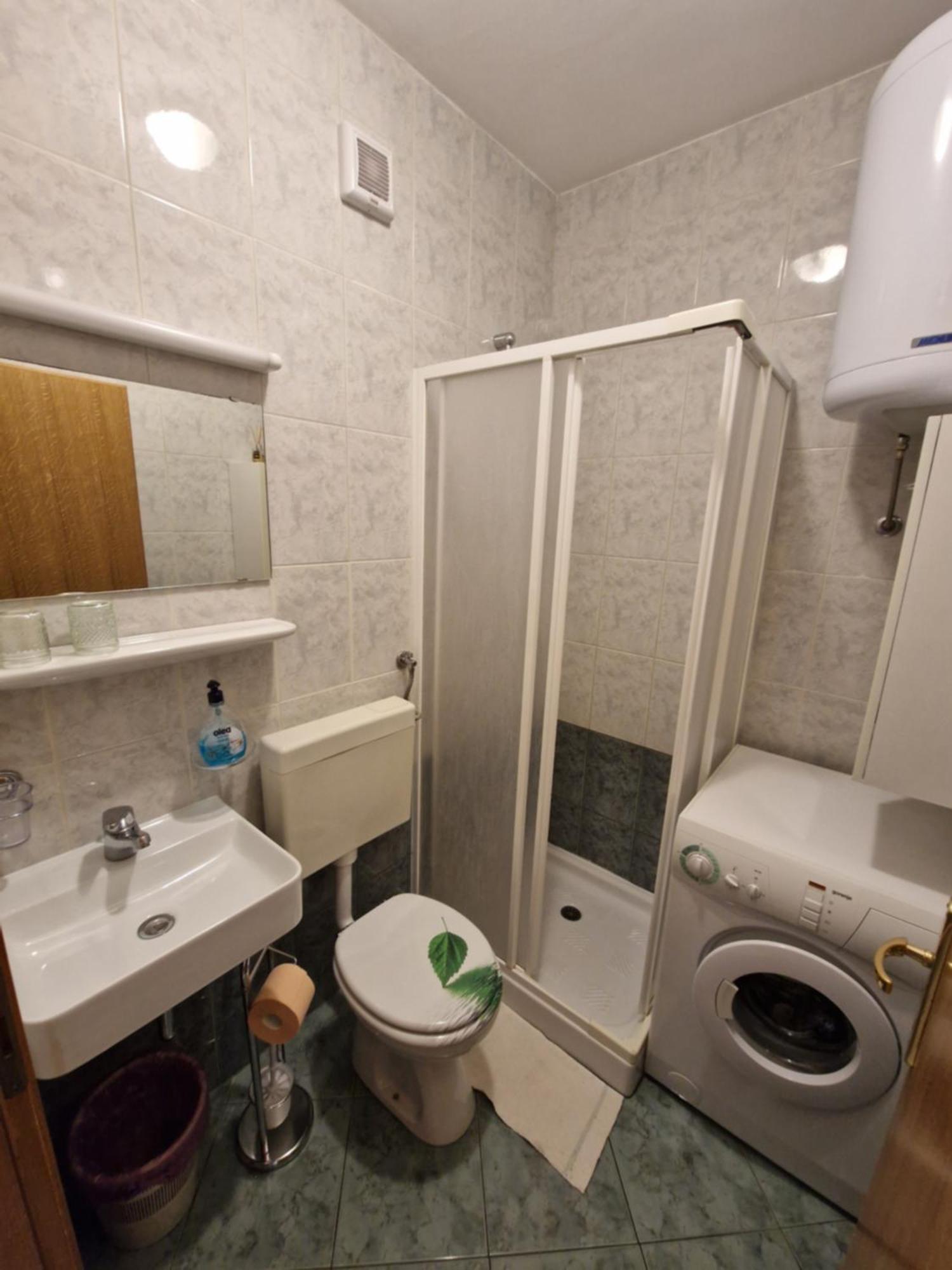 דראמליי Apartment Zeleni מראה חיצוני תמונה